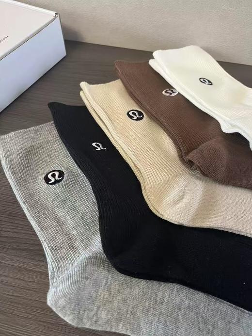 lu家男女同款坑条棉袜 透气健身运动百搭袜 商品图0