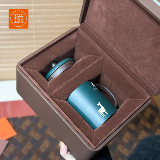 璞实大器一鹿生花原矿紫砂杯国省双大师吴小楣作品 商品图4