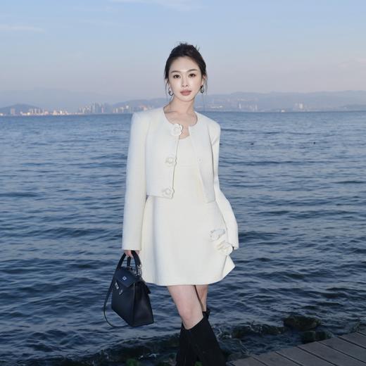 PIANAI冷小姐#法式千金 米白色花朵小香套装 商品图5