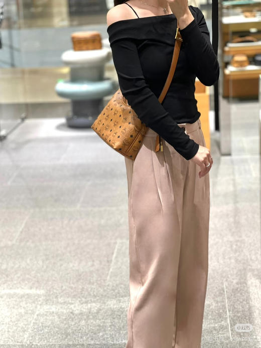 MCM 新品牛角包 商品图6