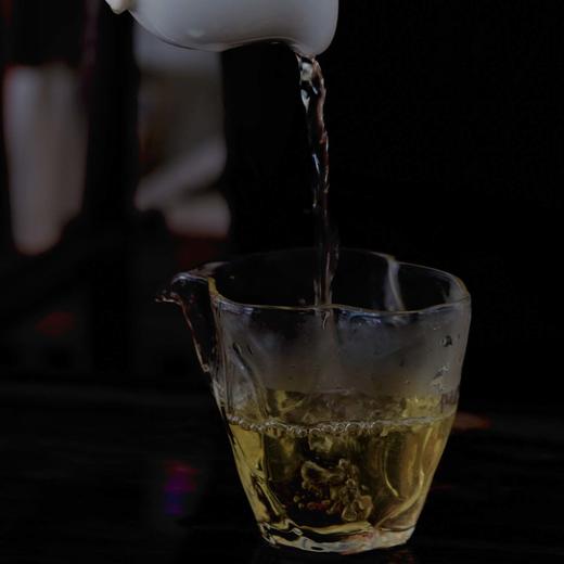 2024年 冰岛古树  普洱茶 生茶 200g饼 森之味 ，拍5发6 商品图3