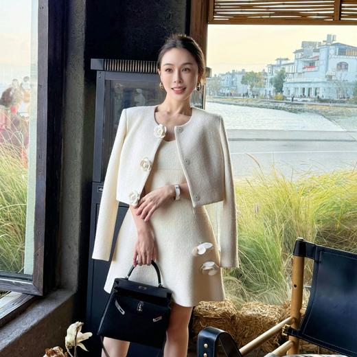 PIANAI冷小姐#法式千金 米白色花朵小香套装 商品图4