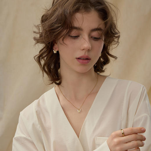 ARSIS银饰｜幸运符号系列 漫舞蝴蝶吊坠项链 商品图2