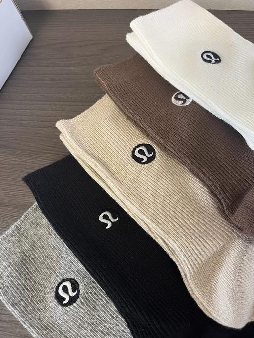 lu家男女同款坑条棉袜 透气健身运动百搭袜 商品图3