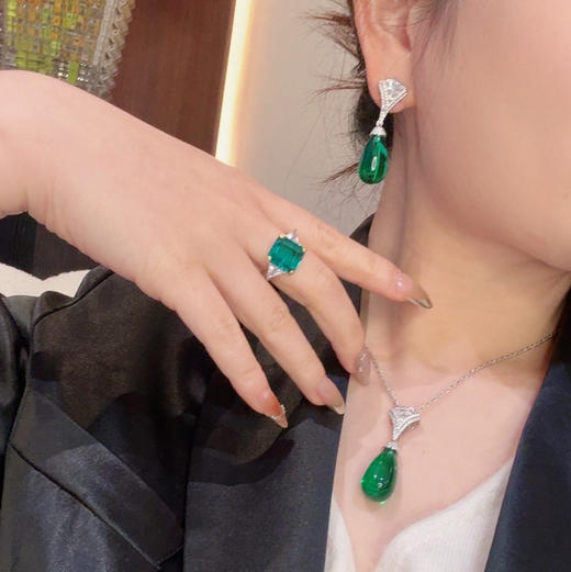 GAONAS 925银锆石耳饰 高纳仕 青翠欲滴绿水滴耳环 GE042966 商品图3