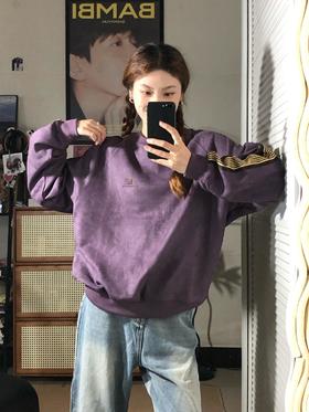 紫色卫衣超有调性！🌈