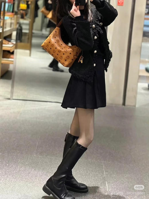 MCM 新品牛角包 商品图8