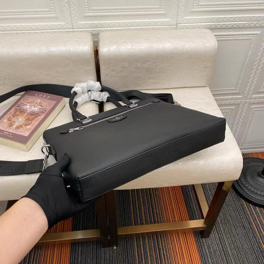 春季特惠💰620 男士公文包+手提包+斜挎包实用款33112-5出货啦 商品图5