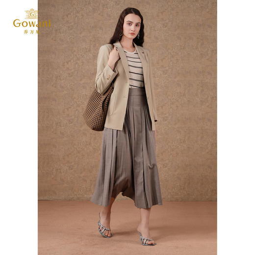 乔万尼新品修身小西装短外套ET3B705 商品图2