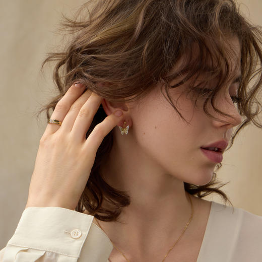 ARSIS银饰｜幸运符号系列 漫舞蝴蝶耳坠 商品图3