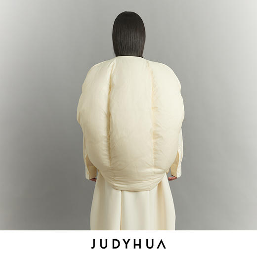 JUDYHUA 极简无袖羽绒服外套 商品图3