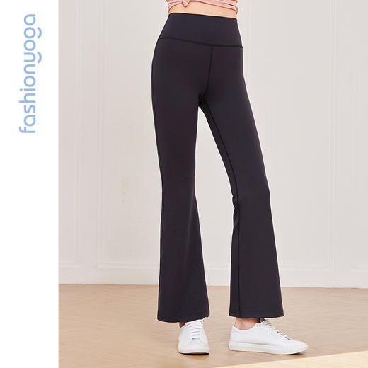 FC14924蜜桃提臀长九分喇叭裤 商品图9