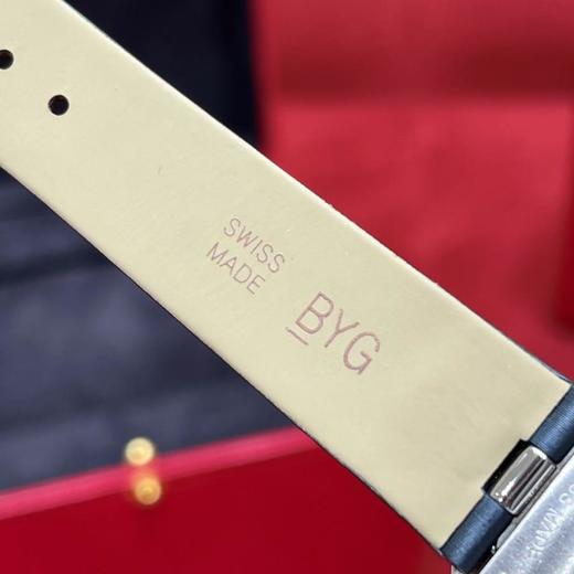 卡地亚BALLONBLANCDECARTIER系列白气球钻圈手表（SH） 商品图7