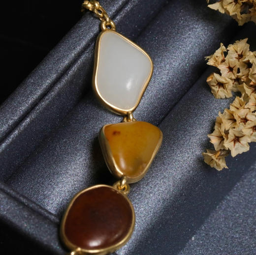 18K古法黄金和田玉多宝原石手链 商品图6