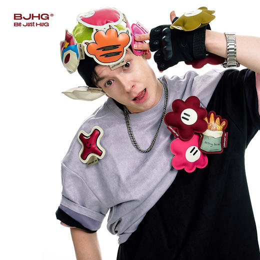 BJHG不计后果 贴贴短袖t恤外套配饰卡通趣味潮牌设计感徽章装饰品 商品图1