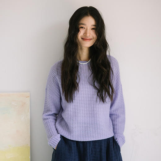 绽放旅行女875朵/山羊绒桑蚕丝混纺格子肌理感圆领套头毛针织衫 商品图0