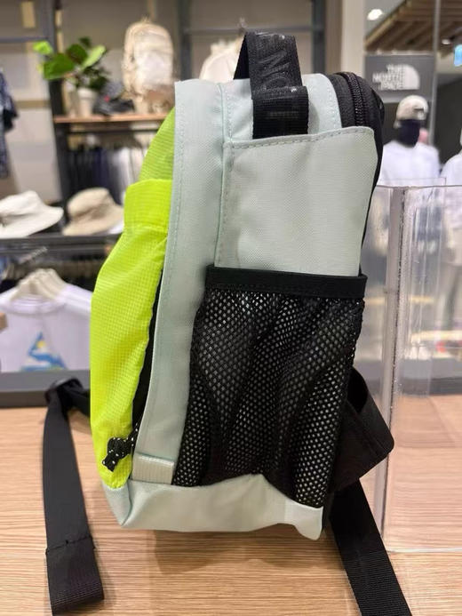 外贸原单北面春夏新款男女户外4.6/254✖️180✖️120mm升运动双肩小背包 面料是防泼水的 商品图3
