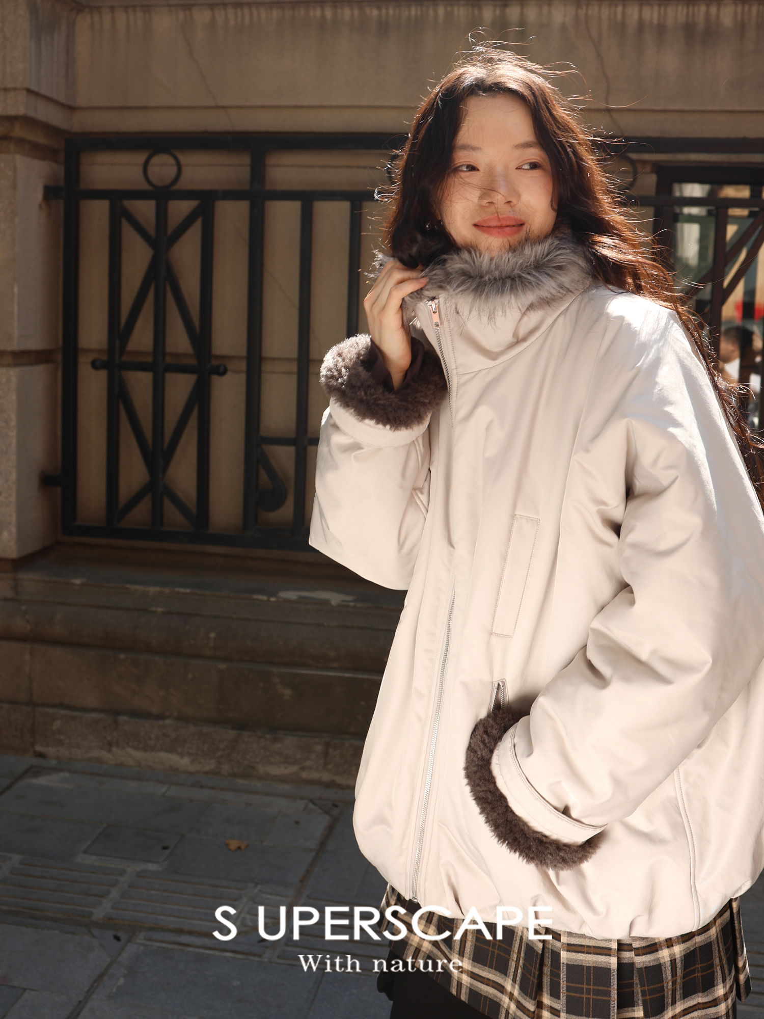 SUPERSCAPE素舶 皮草内胆夹棉高领立体花苞型保暖外套