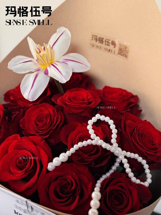 2025情人节花束——爱的旋律 商品图3