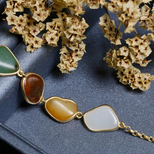 18K古法黄金和田玉多宝原石手链 商品图3