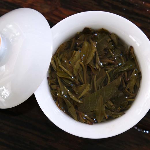 2024年 冰岛古树  普洱茶 生茶 200g饼 森之味 ，拍5发6 商品图2