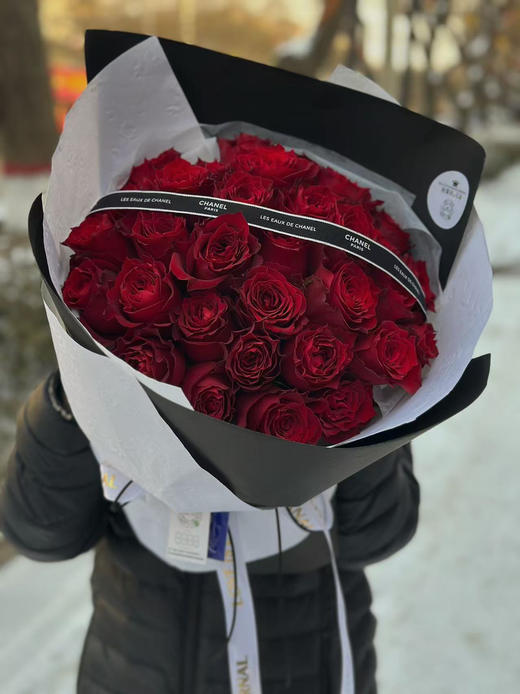 手打圆形全开放式花束 33支高原红 商品图2