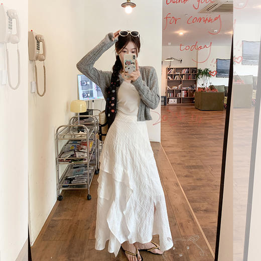 <曾小咸推荐>不规则半身裙开衫套装 商品图0