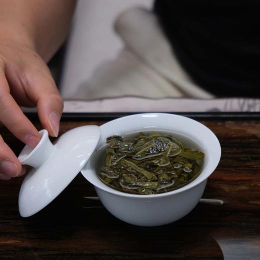 2024年 班章古树 普洱茶 生茶 200g饼 森之味 ，拍5发6 商品图2