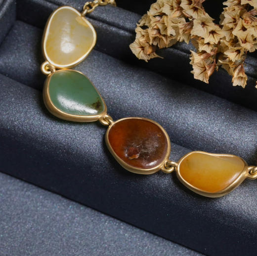 18K古法黄金和田玉多宝原石手链 商品图1