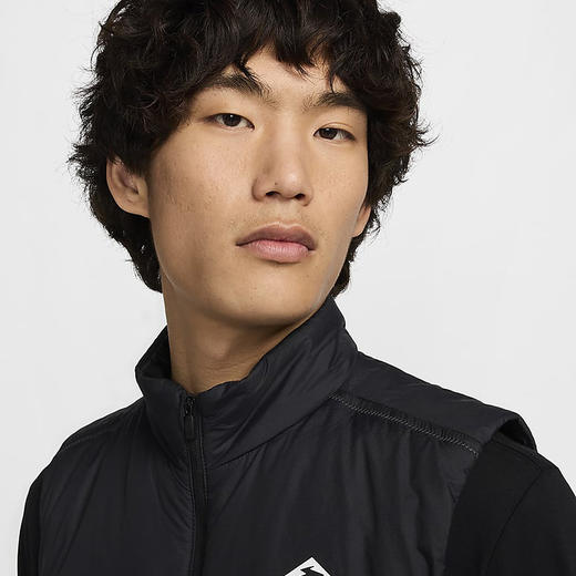 【库存有限，无货将做退款，介意勿拍】Nike耐克THERMA-FIT男子越野跑步马甲冬季新款棉服保暖FZ0002-010 商品图2
