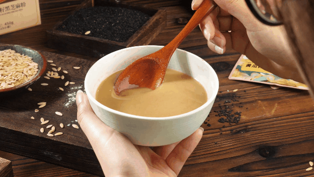 早餐这菜不起眼，却是“健骨”猛将，吃一整个春季，80岁腰腿都有劲 