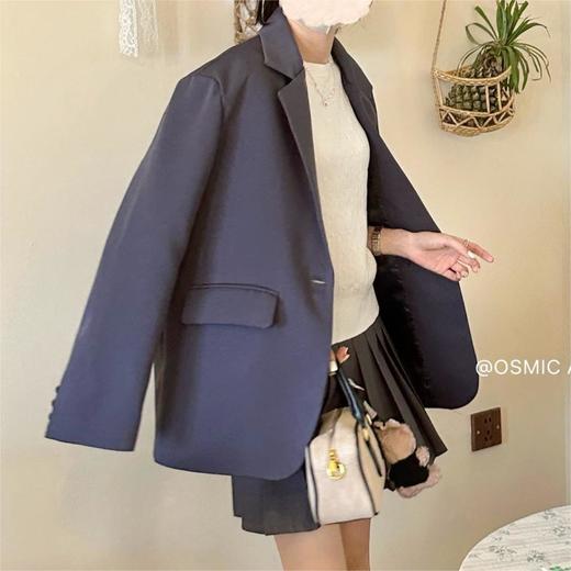 【OSMICARMIN 巴塞街头西装外套】垫肩设计挺阔版型 高级光泽感 怎么穿都好看 这肉显瘦满足日常通勤需求 商品图2