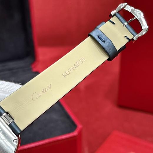 卡地亚BALLONBLANCDECARTIER系列白气球钻圈手表（SH） 商品图4