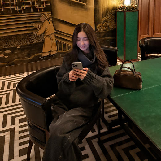 ROMI STUDIO“格雷高知”美丽奴绵羊毛混纺堆领套头毛衫RW24WS71147 商品图2