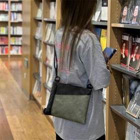 粤潮文化·读懂广州系列-杜邦纸斜挎小包