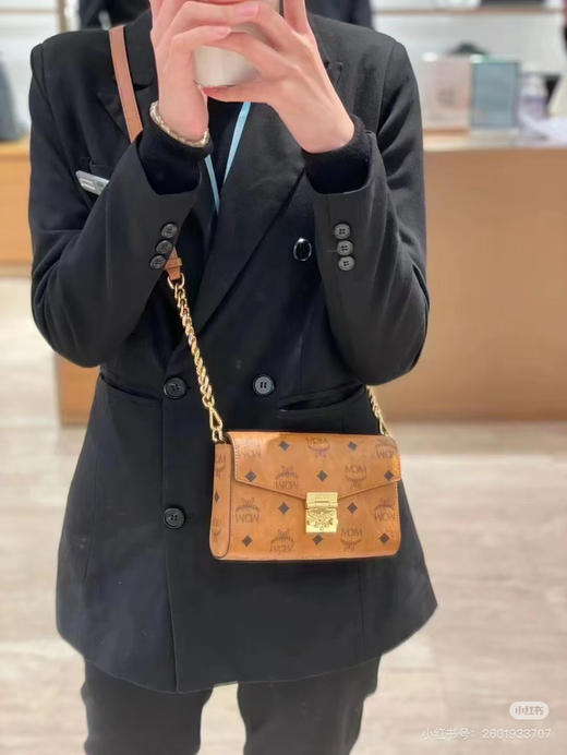 𝗠𝗖𝗠 新版 小号信封包✉️皮肩带 商品图1