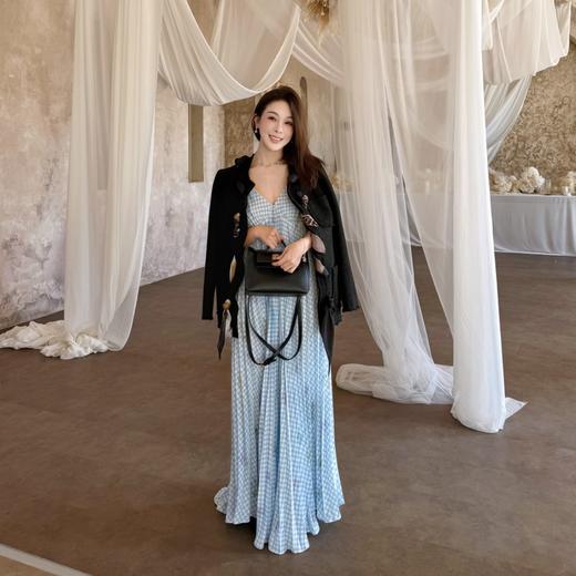 PIANAI冷小姐# 经典与创意的时尚融合 可拆卸缠绕式印花丝巾黑色羊毛小香外套 商品图4