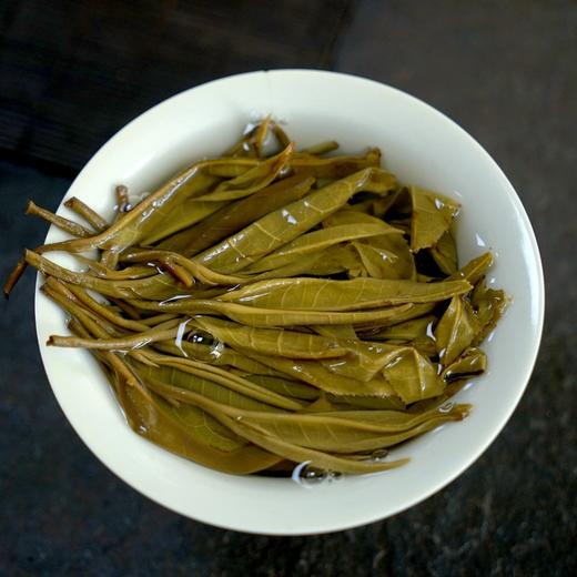 2024 弯弓古树  森之美   普洱茶 生茶 200g/饼 商品图2