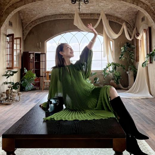 PIANAI冷小姐# 绿色压褶连衣裙+上衣 商品图6