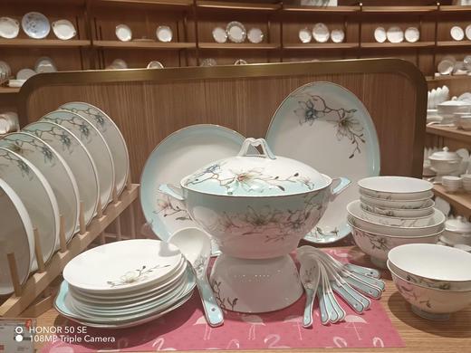 凡瑞斯玉兰瓷52头12人用骨瓷餐具 商品图1