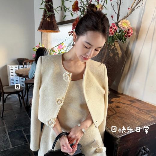 PIANAI冷小姐#法式千金 米白色花朵小香套装 商品图3