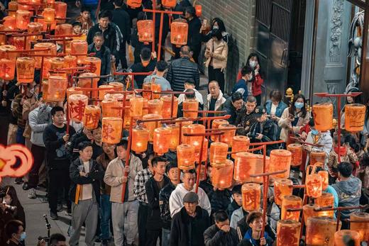 3月02日出发【行摄年味中国】潮汕元宵民俗：大长陇村贺灯-丰顺舞火龙-马栅英歌舞-溪东村跳火墩-新亨镇赛大猪4日 商品图6