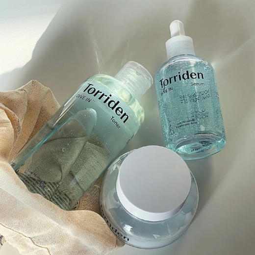 外盒瑕疵来捡漏！无敌补水！桃瑞丹Torriden低分子5D玻尿酸精华液50ml 商品图8