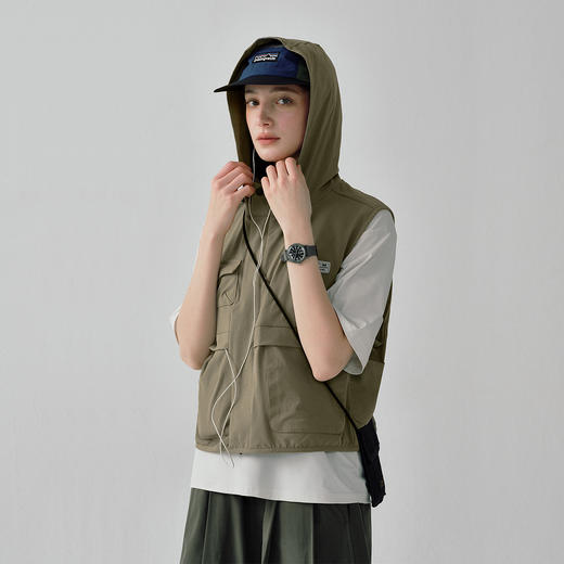714street山系户外徒步登山工装机能马甲25春夏新款宽松背心外套 商品图2