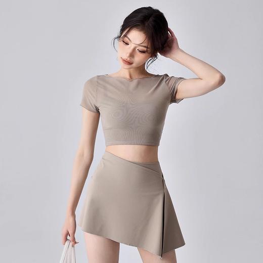 跃牌【禅语梵心】假两件网纱运动T恤女短袖带胸垫瑜珈服露脐上衣DX5206 商品图4