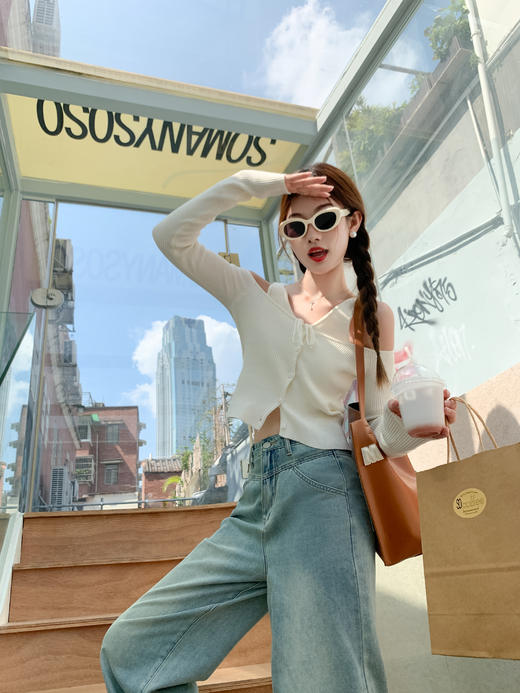 <曾小咸推荐>新品现货秒杀！卖完下架不再补 ！微信粉丝打折价！！2色假两件露肩针织衫 日常159.99 立减90 秒杀69.99！！ 商品图12