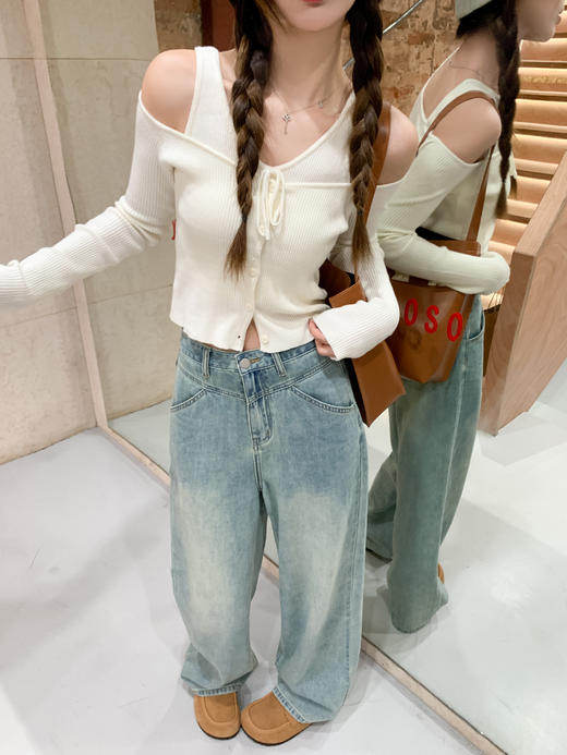 <曾小咸推荐>新品现货秒杀！卖完下架不再补 ！微信粉丝打折价！！2色假两件露肩针织衫 日常159.99 立减90 秒杀69.99！！ 商品图10