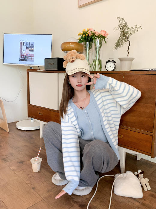 【110元任选3件】 微信粉丝秒杀专场 仅此今天 活动结束下架！！蓝色背心 商品图8