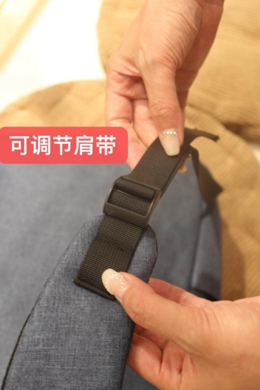 👏线下高端门店1300➕【吉普·JEEP】城市轻旅双肩包🌸，美式复古，时尚小众 某东在售198 特价秒杀仅售59 ✅大容量，多隔层设计轻松收纳  商品图3