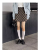🌺Avann【草莓曲奇】复古格子半身裙： ✅既实穿又复古的百搭格纹裙为日常造型注入❤️轻快舒服的气息裙体走线工整硬朗 ✅剪裁立体富有结构感长度刚好露出纤细的位置显痩遮肉 商品缩略图3